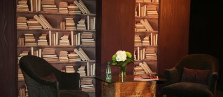 Hotel Voltaire Opera Lobby