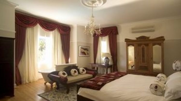 Abbey Manor Luxury Guesthouse Suite