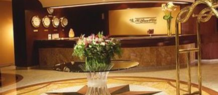 The Green Park Hotel Lobby