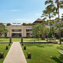 Pullman Bali Legian Beach