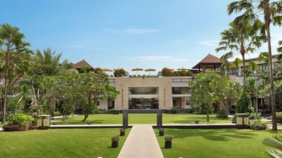 Pullman Bali Legian Beach