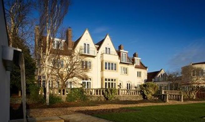 Holm House Exterior