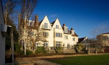 Holm House