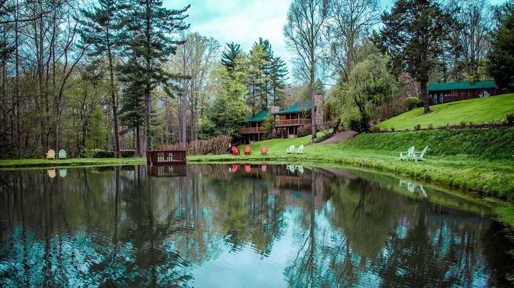 Asheville Cabins of Willow Winds Exterior