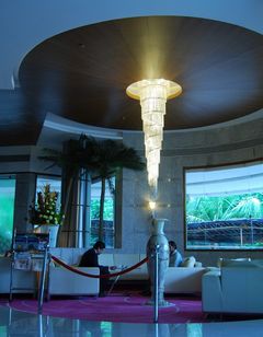 Peninsula Grand Hotel