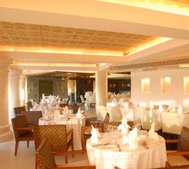 Peninsula Grand Hotel Restaurant