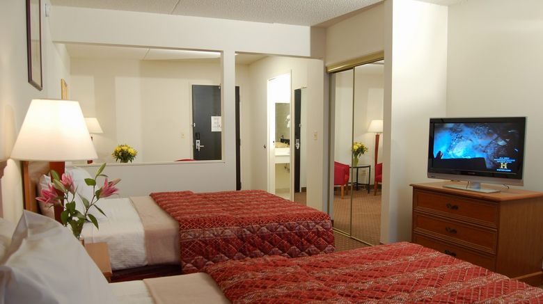 <b>Wyndham Chicago McCormick South Loop Room</b>