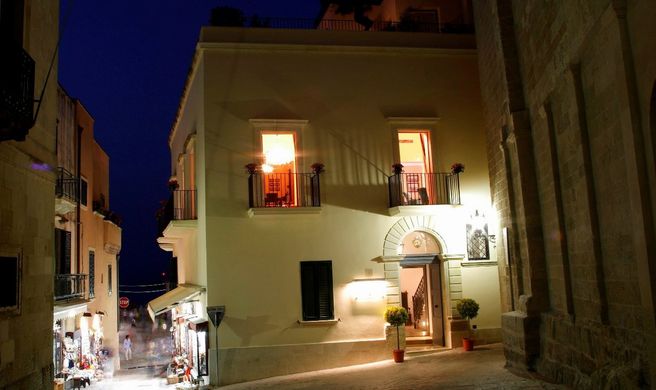 Hotel Palazzo Papaleo Exterior