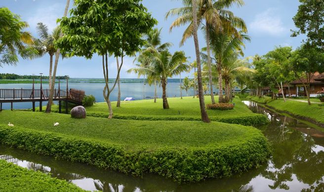 Kumarakom Lake Resort Exterior