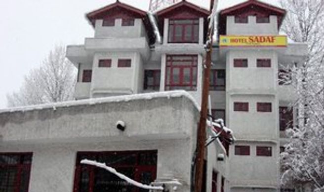 Hotel Sadaf Exterior