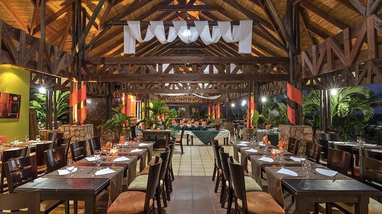 <b>Mountain Paradise Hotel Restaurant</b>
