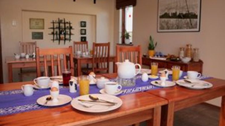 <b>Avenues Guesthouse Restaurant</b>