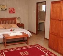 Avenues Guesthouse Room
