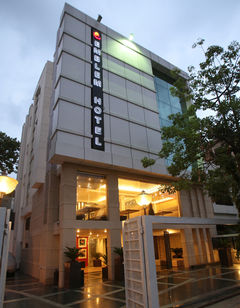 Emblem Hotel New Delhi
