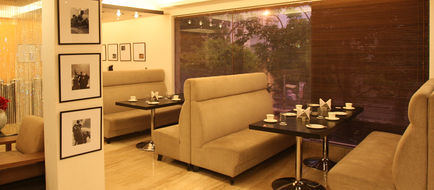 Emblem Hotel New Delhi Restaurant