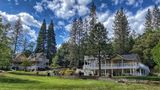 The Blackberry Inn Bed and Breakfast Exterior