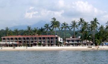 Costa Alegre Hotel & Suites