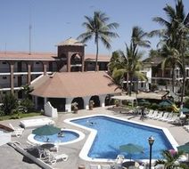 Costa Alegre Hotel & Suites Pool