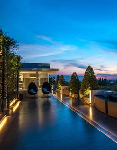 FM7 Resort Hotel