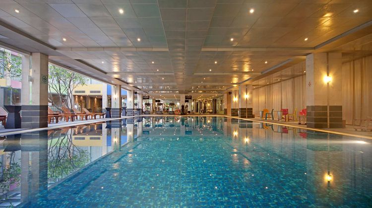 FM7 Resort Hotel Pool