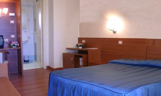 Hotel Gala Room