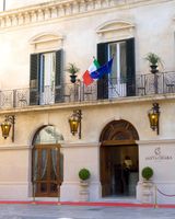 Suite Hotel Santa Chiara