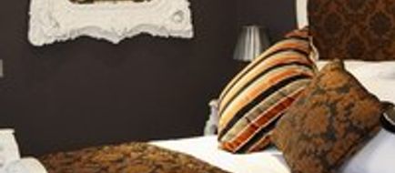 Rutland Hotel Room