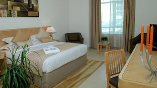 Oaks Liwa Heights Hotel Apartments