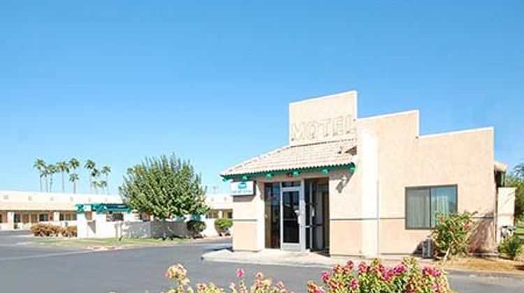 Magnuson Hotel Blythe Exterior