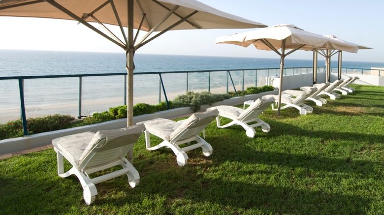 <b>Okeanos Suites Hotel Pool</b>