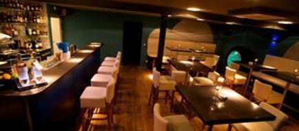 Design Hotel Noem Arch Lobby