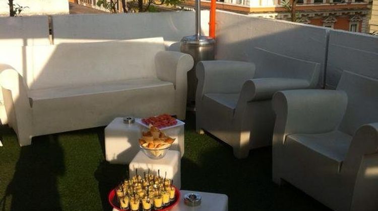 Orange Hotel Bar/Lounge