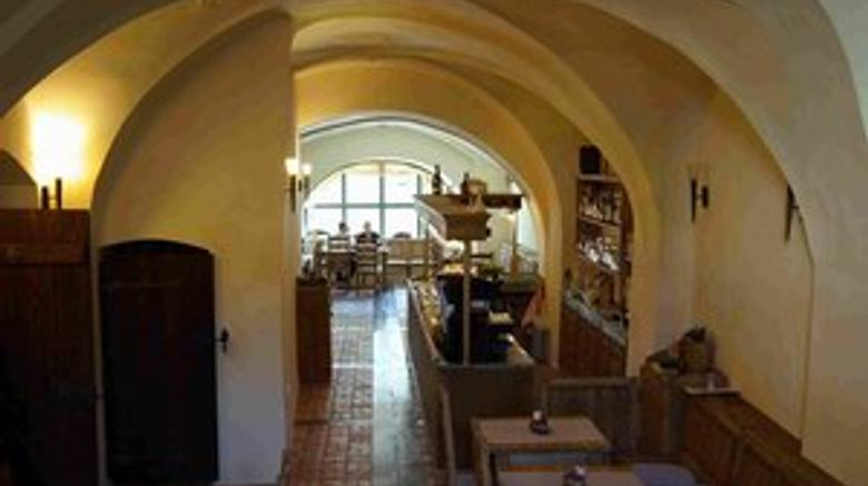 <b>Hotel Opat Restaurant</b>