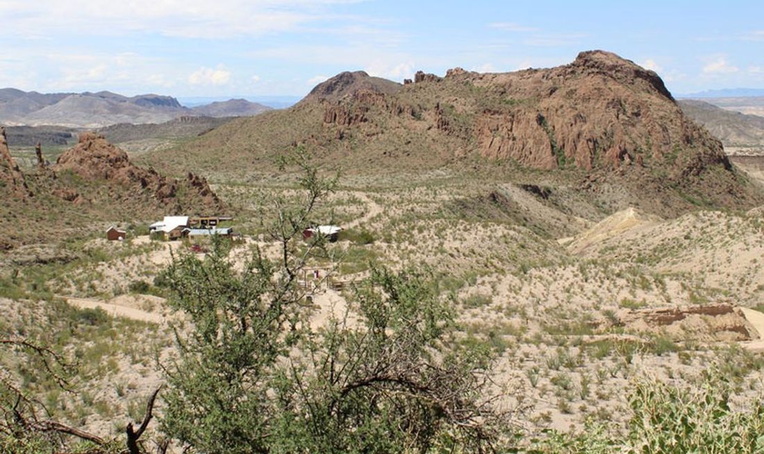 Ten Bits Ranch Exterior