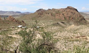 Ten Bits Ranch