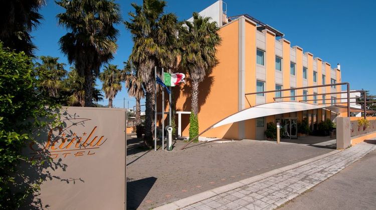 Sanlu Hotel Exterior