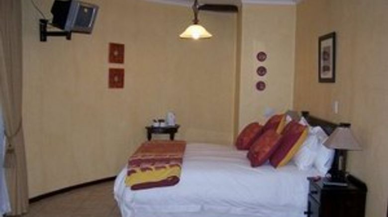 <b>Tladi Lodge Guesthouse Room</b>