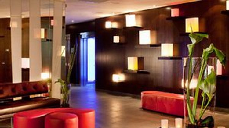 Renaissance Paris Arc de Triomphe Hotel Lobby