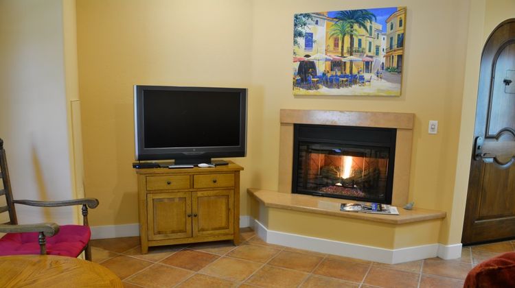 Su Nido Inn Lobby