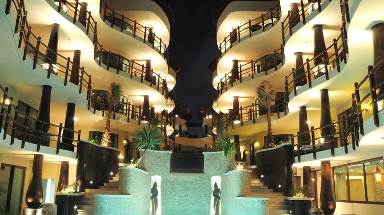 <b>El Taj Oceanfront & Beachside Condo Exterior</b>