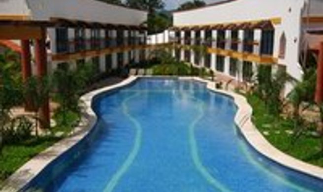 Mediterraneus Hotel & Spa Exterior