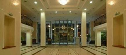 Avalon Hotel Lobby