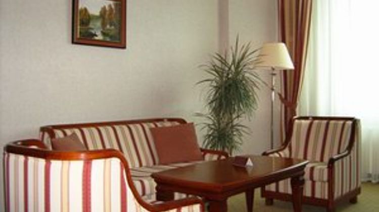 Avalon Hotel Suite