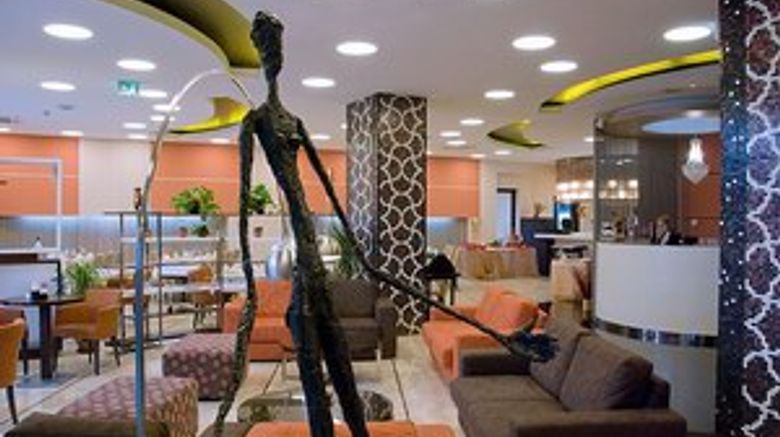 <b>HEC Hotel Residence Lobby</b>