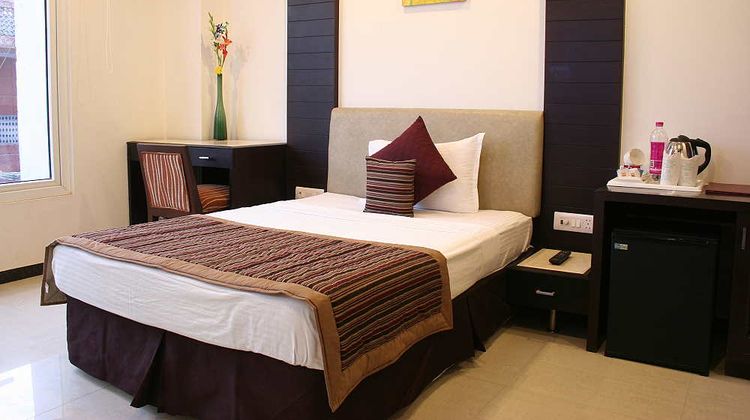 Hotel Le Roi Room