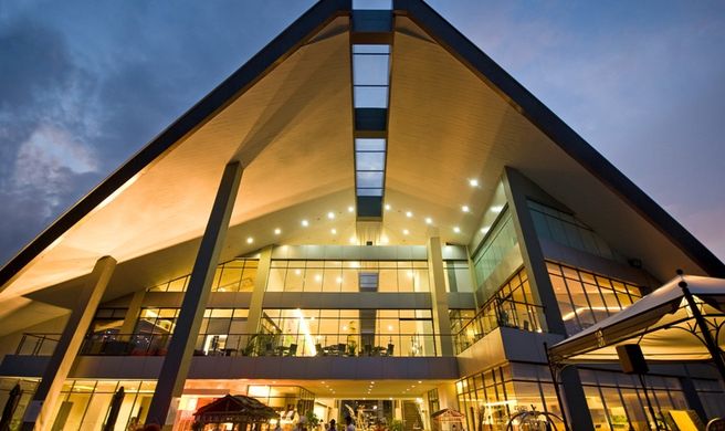 Courtyard by Marriott Manado Exterior