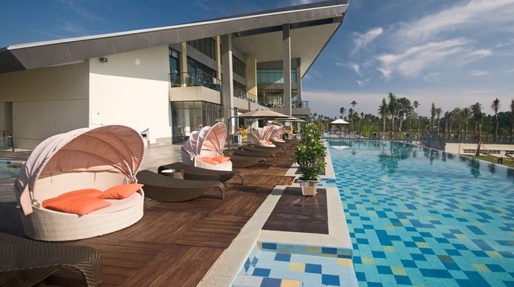 Novotel Manado Golf Resort & Conv Ctr Pool