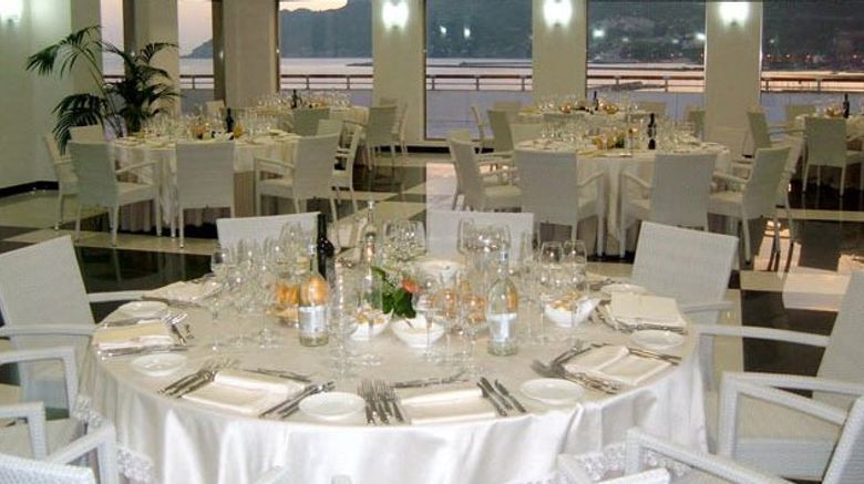 <b>Grand Hotel Salerno Banquet</b>
