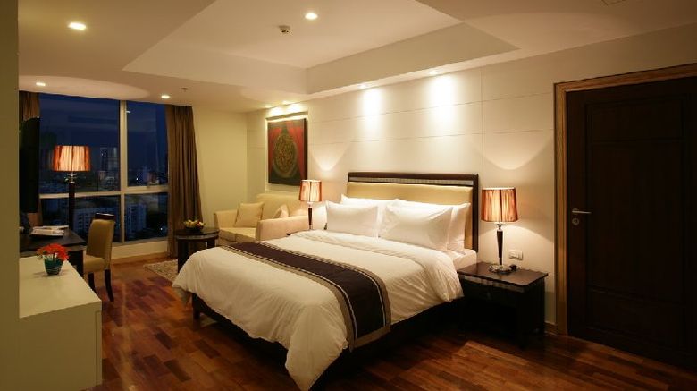 <b>Adelphi Grande Bangkok Room</b>