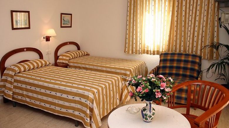 <b>Aparthotel Orquidea Room</b>